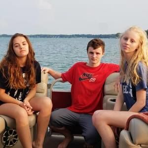 Meet your Posher, Colby